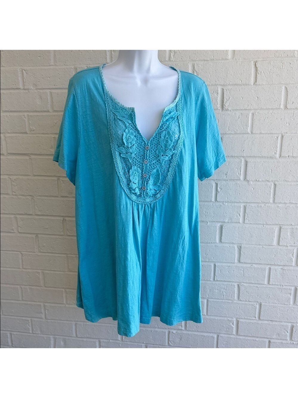 Woman Within Blue V-Neck Tunic Crocheted Lace Accent at Yoke Loose fit Size Larg